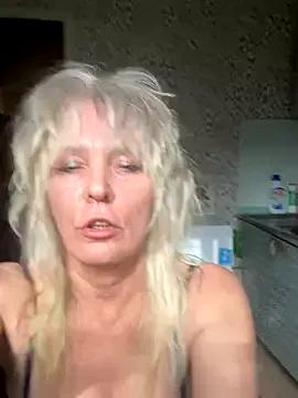 EsterHotMilf's avatar