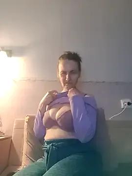 Evelina_cute — I'll show you my breasts