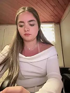 imlindapink on StripChat 