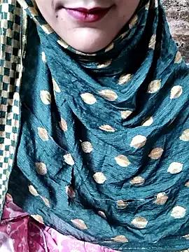 Indian-Aleena on StripChat 