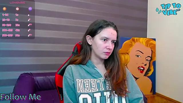 iris_nikhols on StripChat 