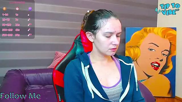 iris_nikhols on StripChat 