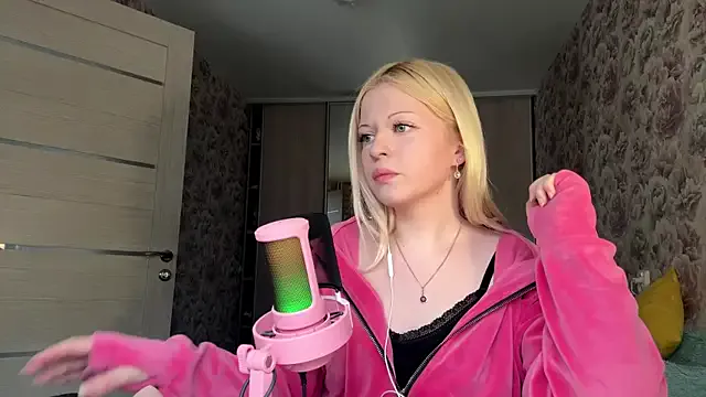 JeneeBIanks model from sc