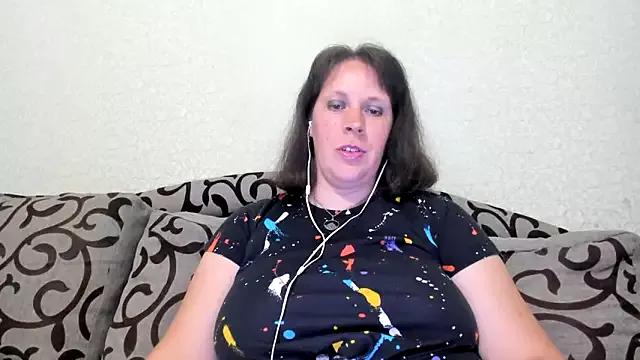 KATTYWARM_ on StripChat 