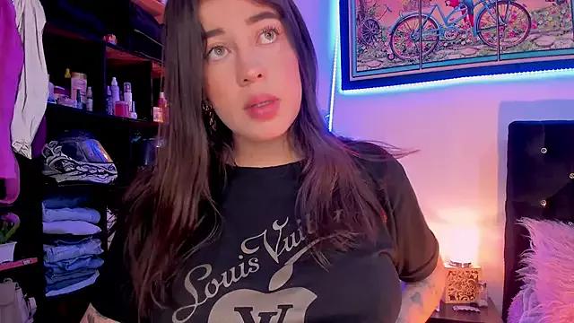 Kitty_bad1 on StripChat 