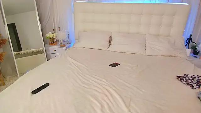 Lilit_1Love on StripChat 