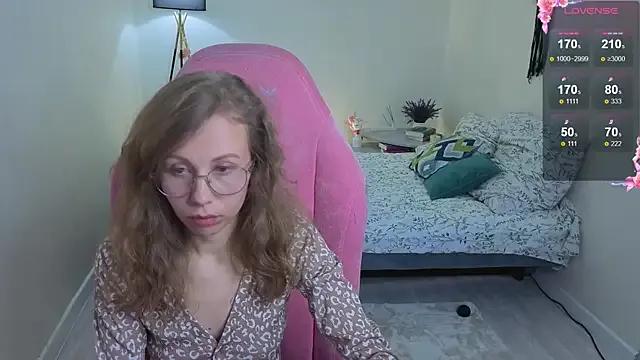 Lill_Mary on StripChat 