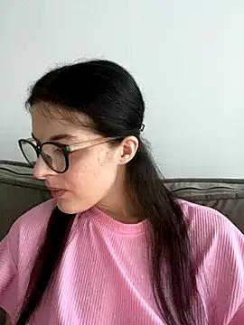 little_belucci on StripChat 