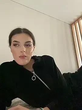 little_belucci on StripChat 