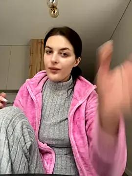 little_belucci on StripChat 