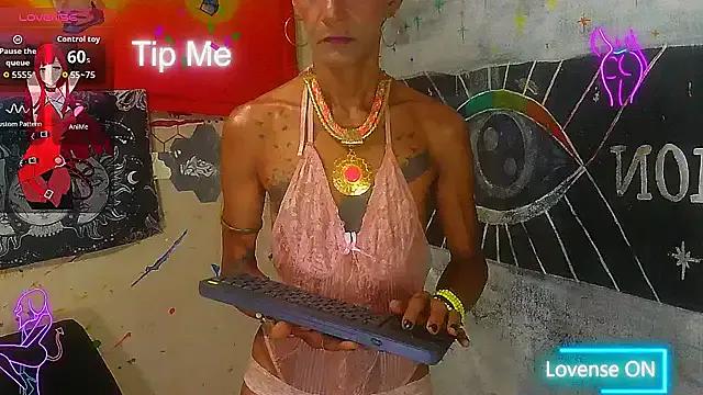 Lobaveterana_sex — let me make you happy wiht pleasure