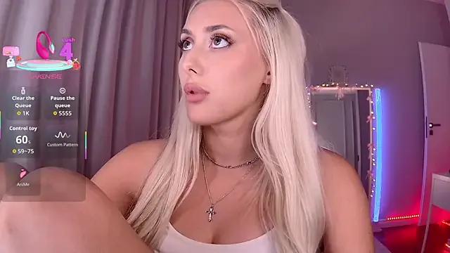 LoryWood — loose a bra & make a bodytour