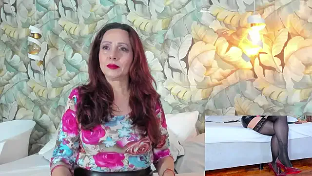 Madame_Angelic_1 on StripChat