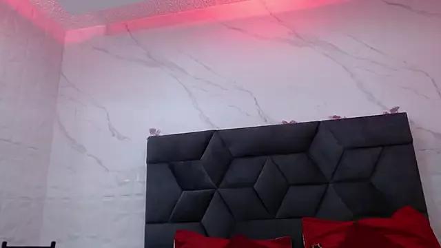 Maia_Park on StripChat 