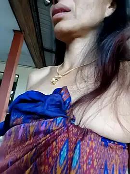 Mama_Eva_1 on StripChat 