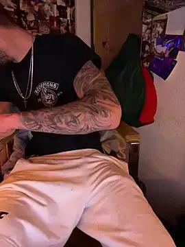 Mexxwell69 on StripChat 