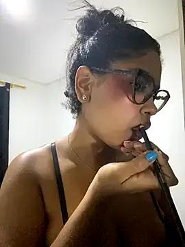 miiabrown18 on StripChat 