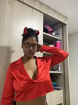 miiabrown18 on StripChat 