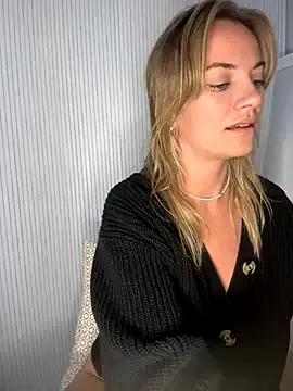 Milla__one on StripChat 