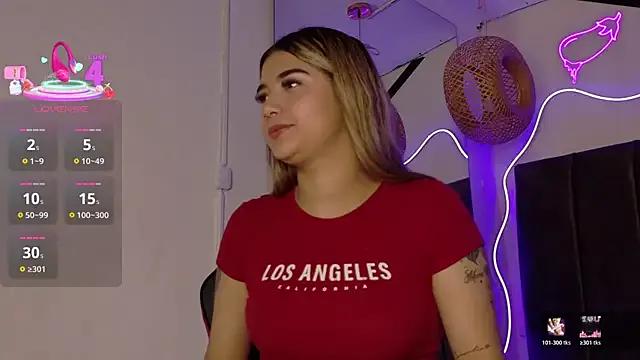 natasha__black on StripChat 