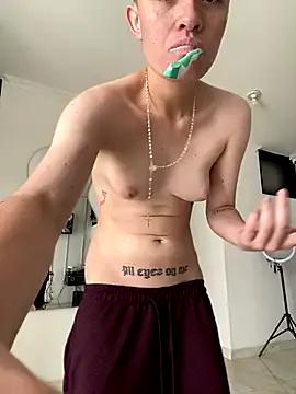 nico_18x — flash pussy