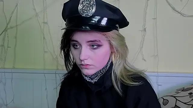 PortiaHedge — lick finger