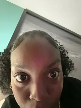 Prettychocolatee model from sc