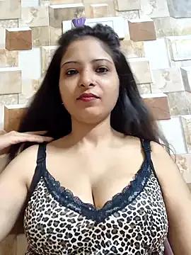 QUEEN-ADITI on StripChat 