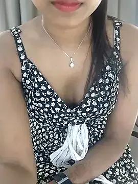 Rinika_67 on StripChat 