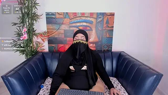 samanee_konn on StripChat 