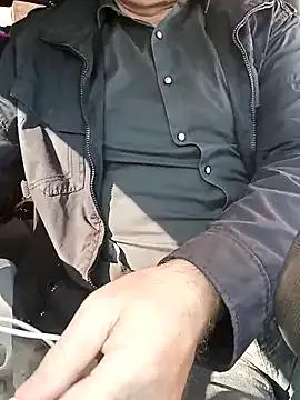 Saysomething3 on StripChat 