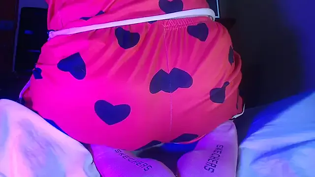 scarlett_bigboobs1 model from sc