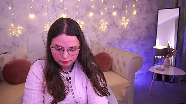 SophieDreamss model from sc