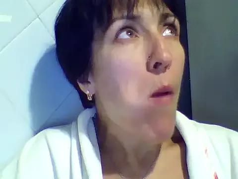 SunnyAmorre on StripChat 