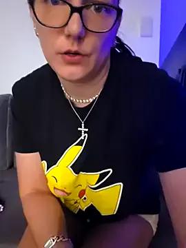 Swiss_Lady on StripChat 