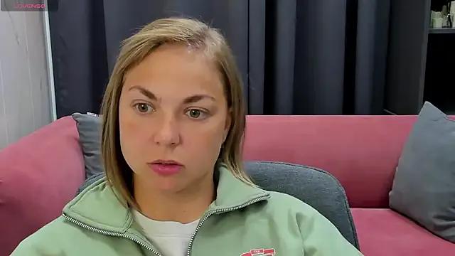 TataArdent on StripChat 