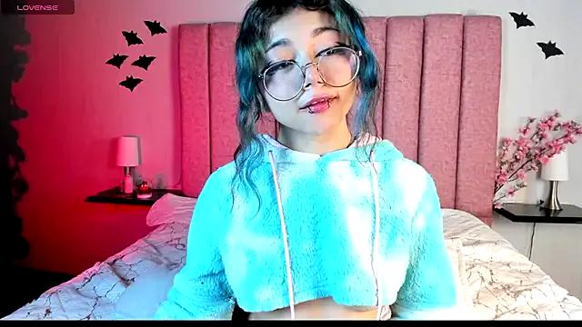 TerumiKitty — spank ass + oil massage + 5 min of contr