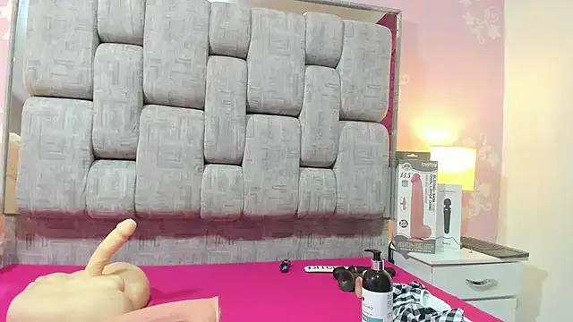 Wonderkloe_ — 34 cm dildo in my ass