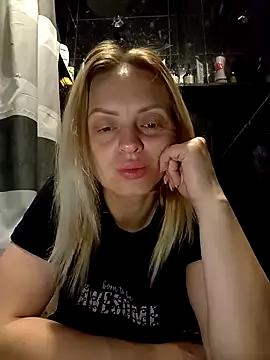 Photos of Ami_Foxy from StripChat is Freechat
