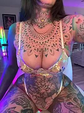 Photos of caseykey from StripChat is Freechat