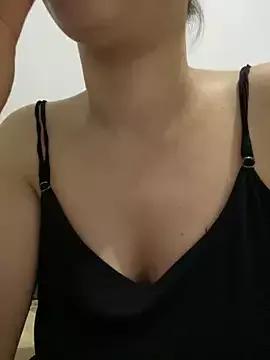 Photos of farah-36 from StripChat is Freechat