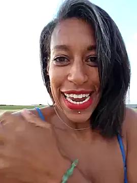 Photos of Goldenlace from StripChat is Freechat