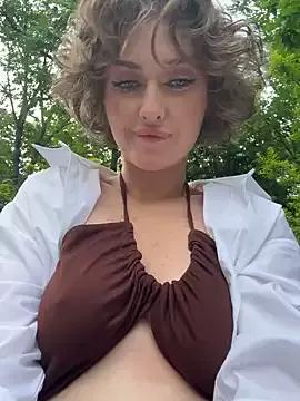 Photos of KellyKeler from StripChat is Freechat