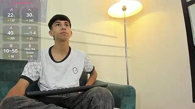 Photos of Lucian_Davi from StripChat is Freechat