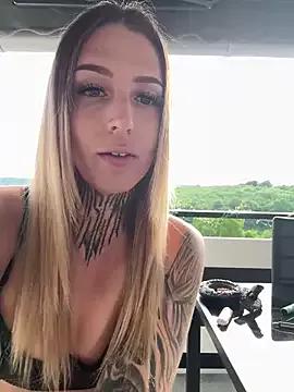 Photos of Miia_Lynn from StripChat is Freechat