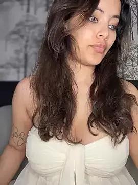 Photos of MistressBelleNoire from StripChat is Freechat