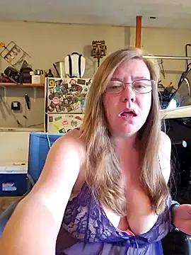 Photos of MsShelby40 from StripChat is Freechat
