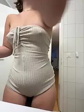 Photos of TheCinderella from StripChat is Freechat